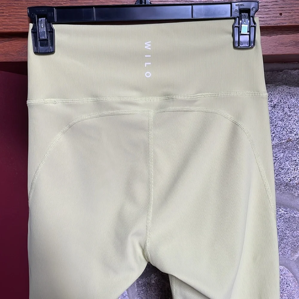 WILO  The Label Ribbed High Rise Ruched leggings - Picture 4 of 5